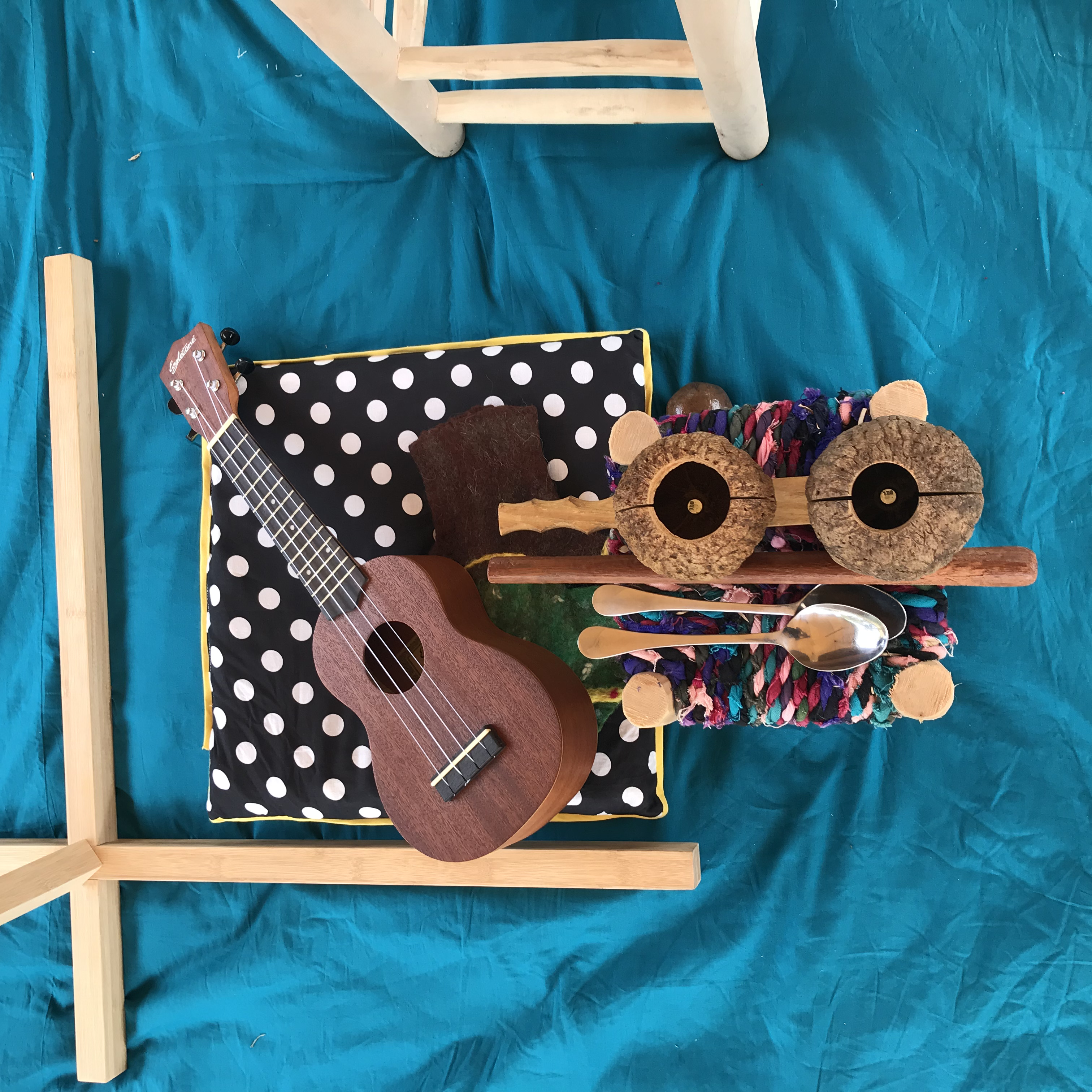 Spectacle Comptines et chansons du monde Très jeune public Muzikaniki Spectacle Comptines et chansons du monde Très jeune public Muzikaniki